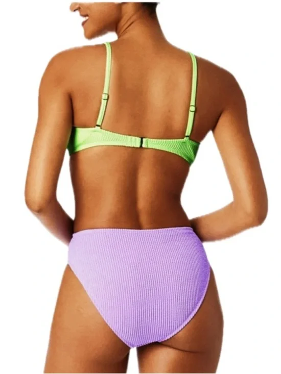 SALT + COVE Colorblocked One-Piece
Monokini Women’s Juniors’ Size XL - Picture 2 of 8